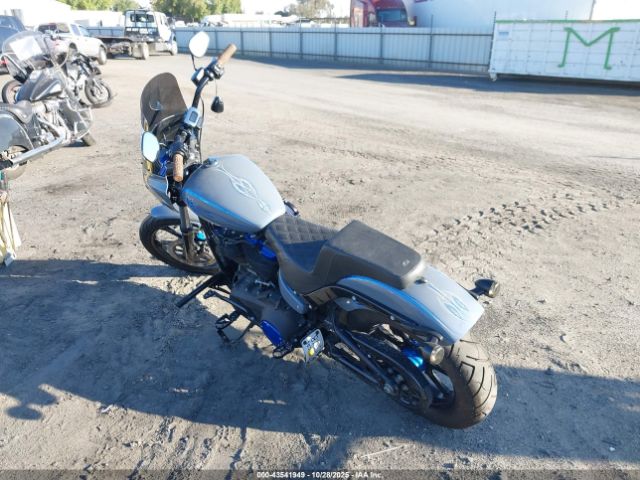 2021 HARLEY-DAVIDSON FXST 1HD1BVJ27MB064010 Photo 2