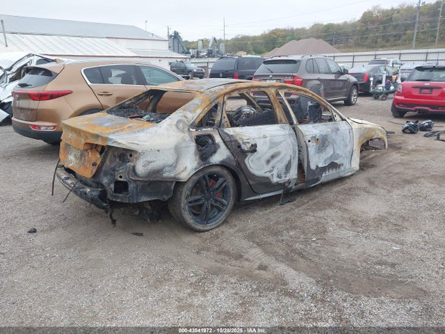 2016 AUDI A4 WAUBFAFL3GN012541 Photo 3