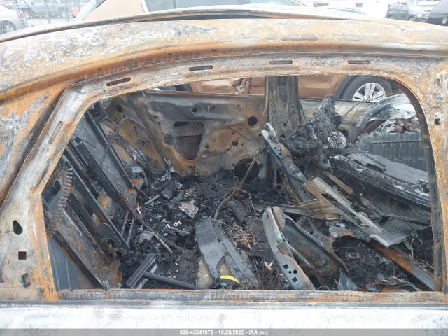 2016 AUDI A4 WAUBFAFL3GN012541 Photo 7