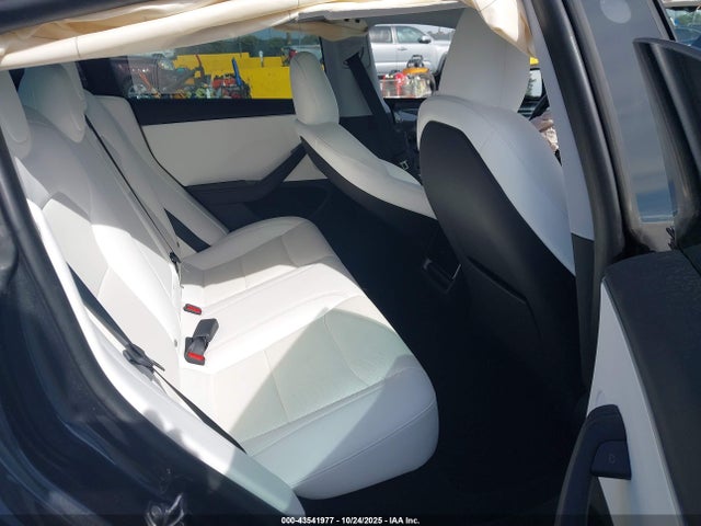 2024 TESLA MODEL 3 5YJ3E1EB9RF753376 Photo 7