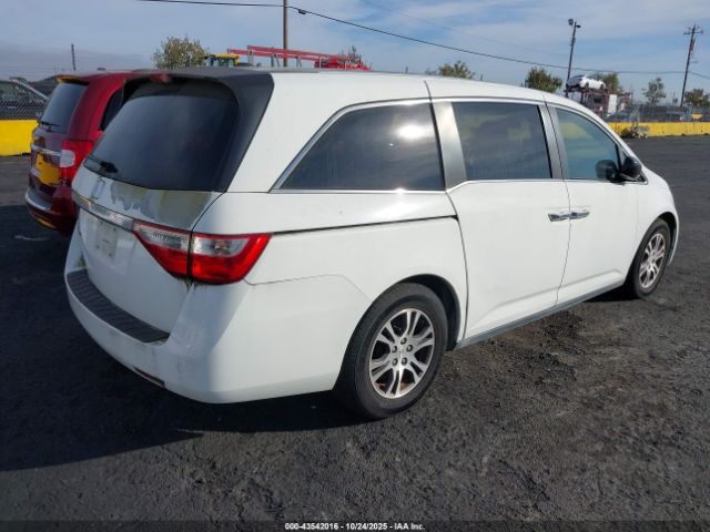 2011 HONDA ODYSSEY 5FNRL5H62BB026544 Photo 3