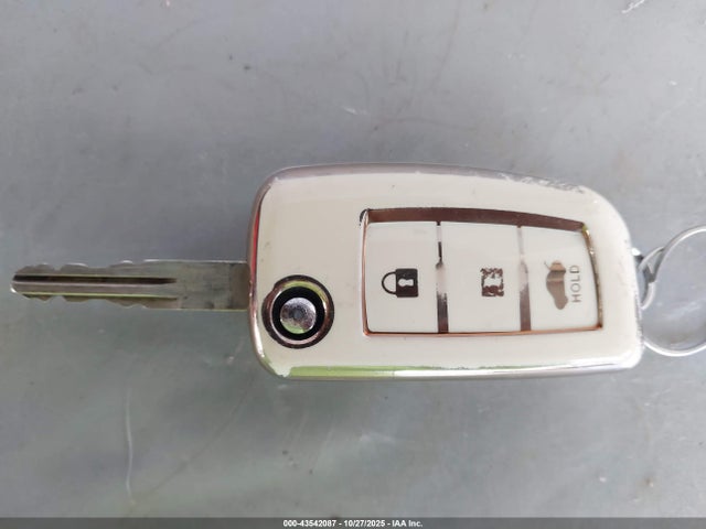 JN8AT2MT9HW395191 Nissan ROGUE S