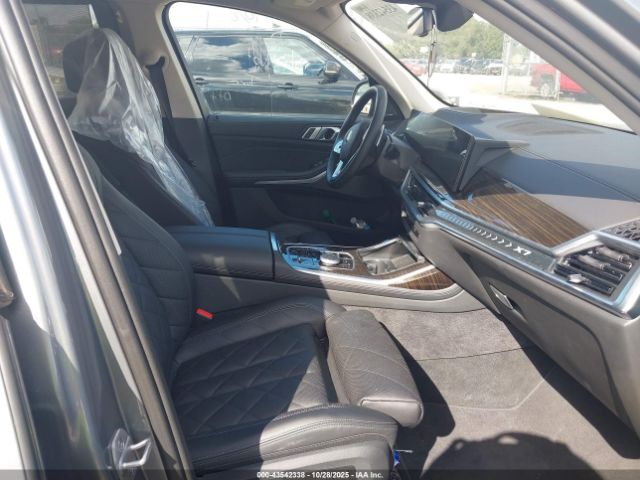2024 BMW X7 5UX23EM08R9T34887 Photo 4