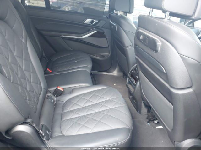 2024 BMW X7 5UX23EM08R9T34887 Photo 7