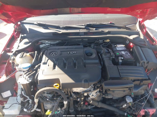 2015 Volkswagen Jetta 2.0l Tdi Se მანქანა იყიდება აუქციონზე, vin: 3VWLA7AJ3FM306073, აუქციონის ნომერი: 43542553
