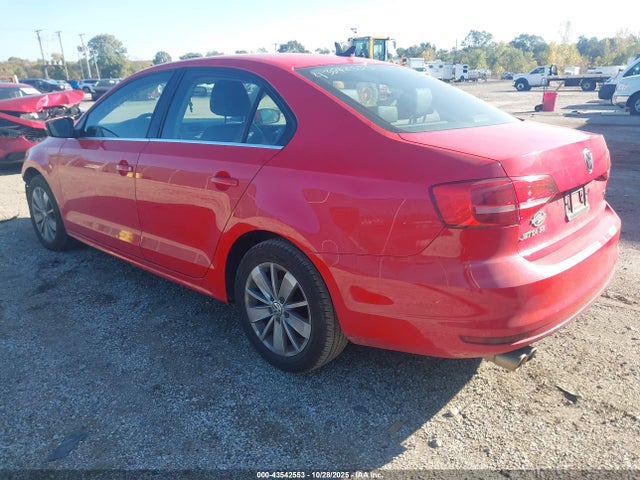 2015 Volkswagen Jetta 2.0l Tdi Se მანქანა იყიდება აუქციონზე, vin: 3VWLA7AJ3FM306073, აუქციონის ნომერი: 43542553