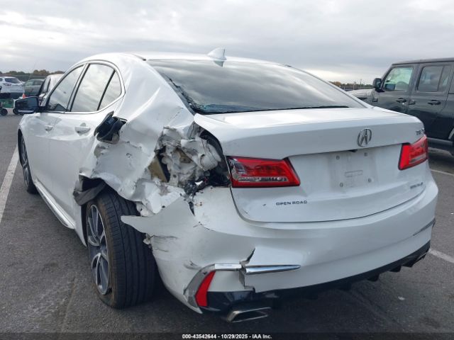 2018 ACURA TLX 19UUB3F56JA006284 Photo 2