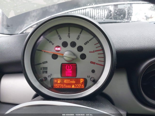 2009 MINI COOPER WMWMF33569TW73893 Photo 6