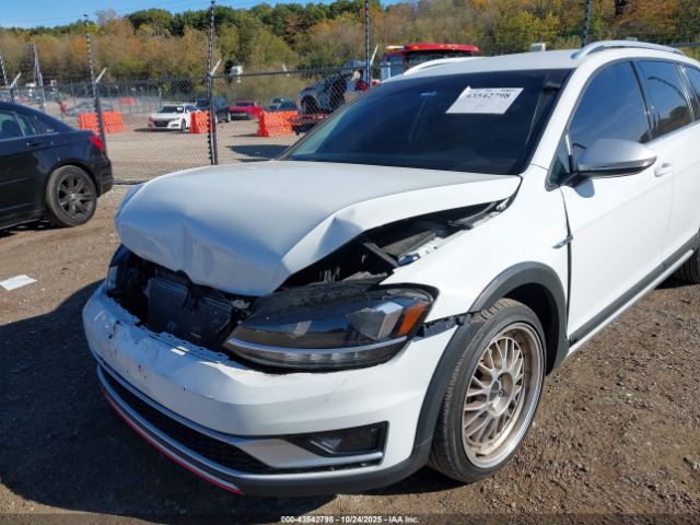2018 VOLKSWAGEN GOLF ALLTRACK 3VWH17AU9JM756870 Photo 5