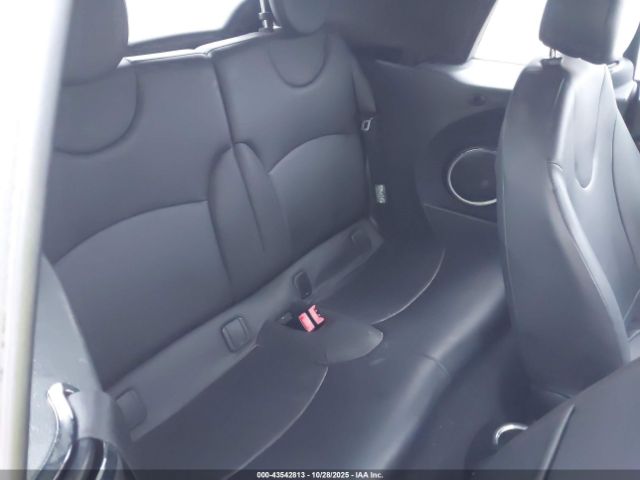 2011 MINI COOPER WMWZN3C5XBT133140 Photo 7