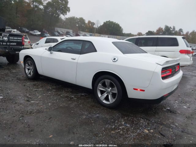 2018 DODGE CHALLENGER 2C3CDZAG0JH263172 Photo 2
