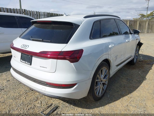 2021 AUDI E-TRON WA1VAAGE8MB038896 Photo 3