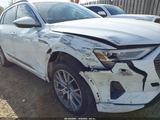2021 AUDI E-TRON WA1VAAGE8MB038896 Photo 5