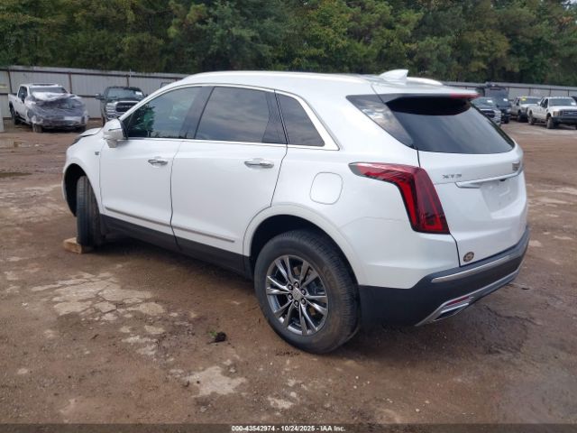 2021 CADILLAC XT5 1GYKNCRS1MZ161338 Photo 2