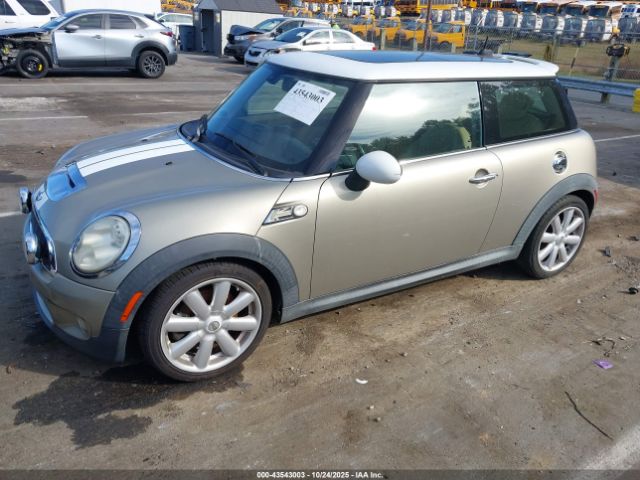 2009 MINI COOPER S WMWMF73529TT99485 Photo 1