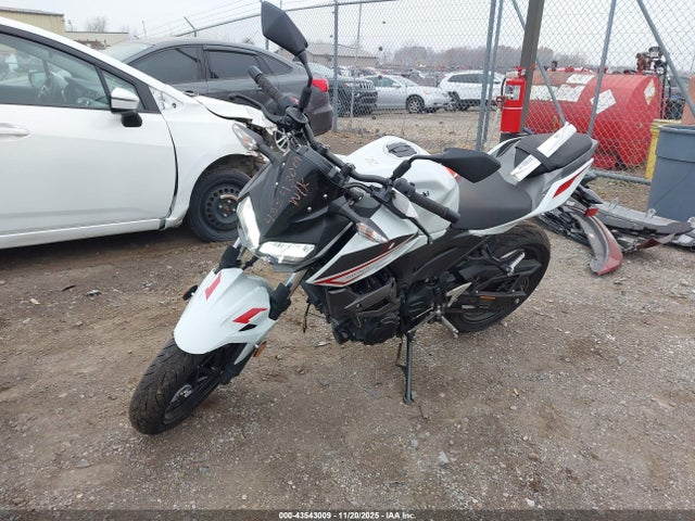 Kawasaki Er400 D 2022 JKAERKD10NDAG0671 Image 2