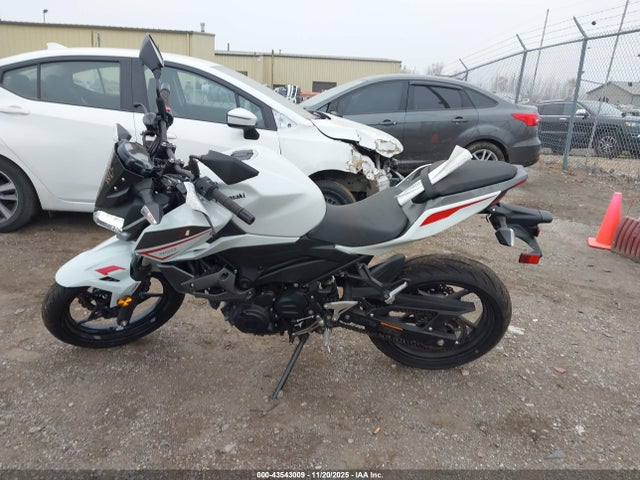 Kawasaki Er400 D 2022 JKAERKD10NDAG0671 Image 13
