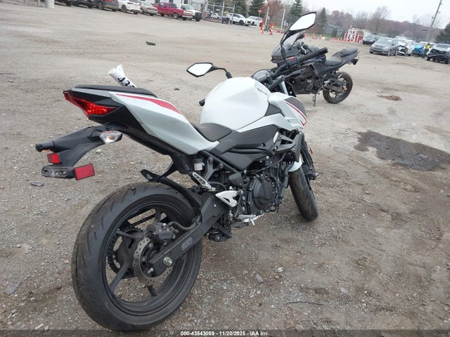 Kawasaki Er400 D 2022 JKAERKD10NDAG0671 Image 4