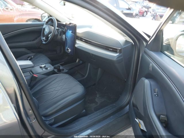 2023 FORD MUSTANG MACH-E 3FMTK1SS2PMA30485 Photo 4