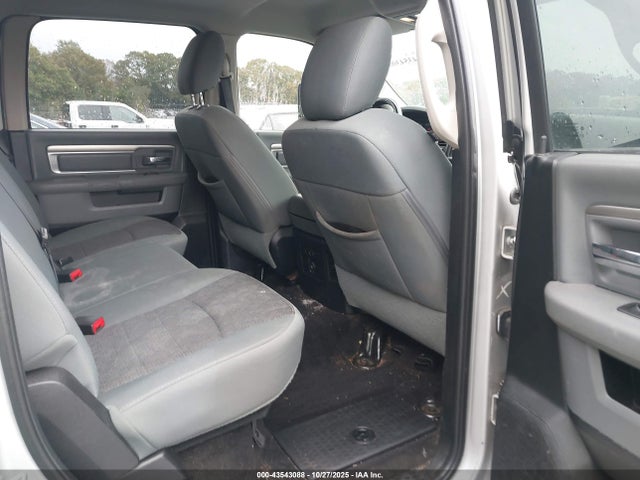 2016 RAM 1500 1C6RR7LMXGS232857 Photo 7