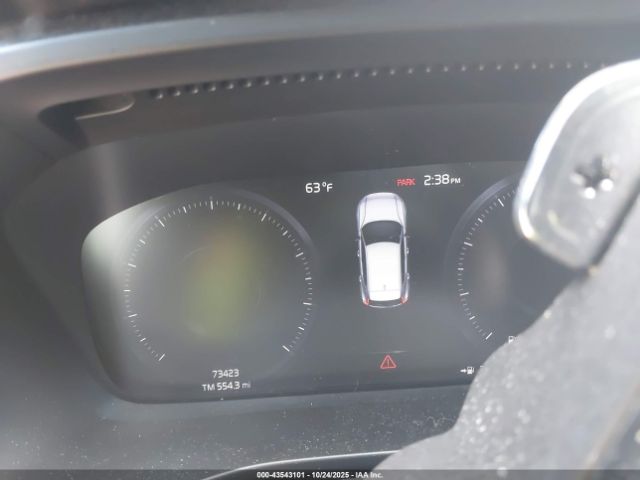 2020 VOLVO XC40 YV4162UM7L2319056 Photo 6