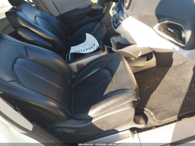 2022 CHRYSLER PACIFICA 2C4RC1BG7NR198846 Photo 7