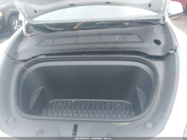 2023 TESLA MODEL Y 7SAYGAEE7PF630072 Photo 9