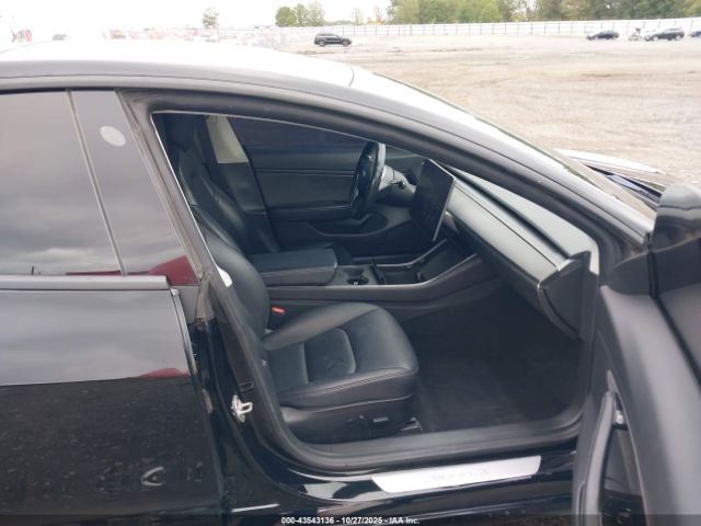 2019 TESLA MODEL 3 5YJ3E1EB9KF199097 Photo 4