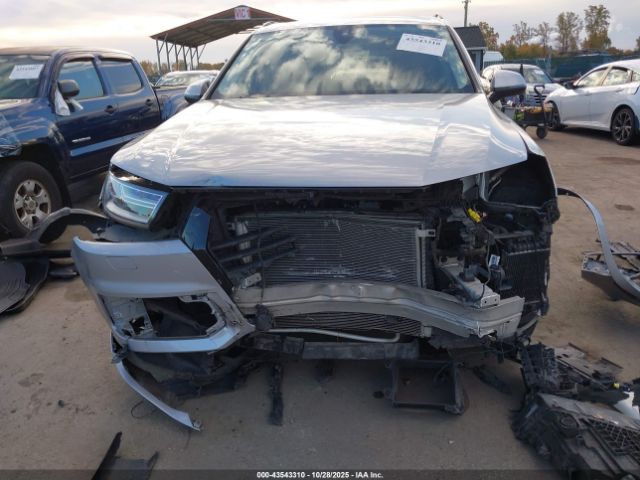 2019 AUDI Q7 WA1AAAF74KD010595 Photo 5