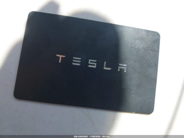 2023 TESLA MODEL Y 7SAYGDEE0PF877614 Photo 10