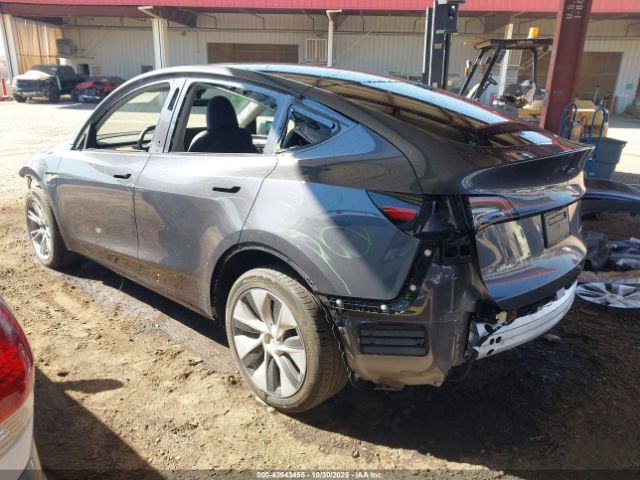 2023 TESLA MODEL Y 7SAYGDEE0PF877614 Photo 2