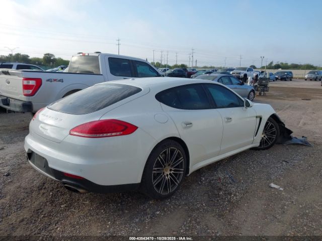 2016 PORSCHE PANAMERA WP0AA2A70GL007824 Photo 3