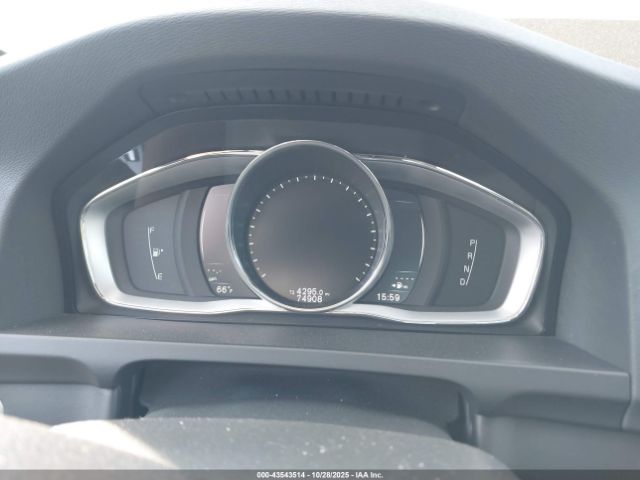 2018 VOLVO S60 YV140MTL8J2450624 Photo 6