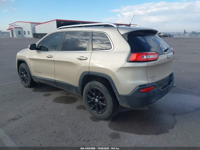 2014 Jeep Cherokee Latitude მანქანა იყიდება აუქციონზე, vin: 1C4PJMCS3EW184256, აუქციონის ნომერი: 43543569