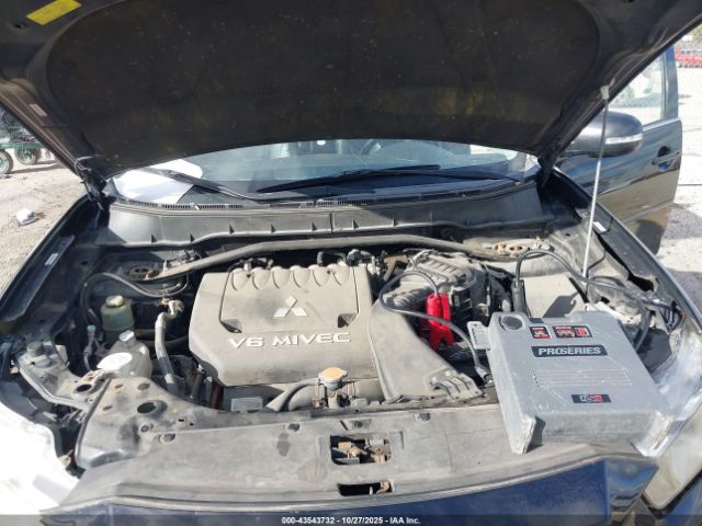 2010 MITSUBISHI OUTLANDER JA4JT5AX4AZ017850 Photo 9