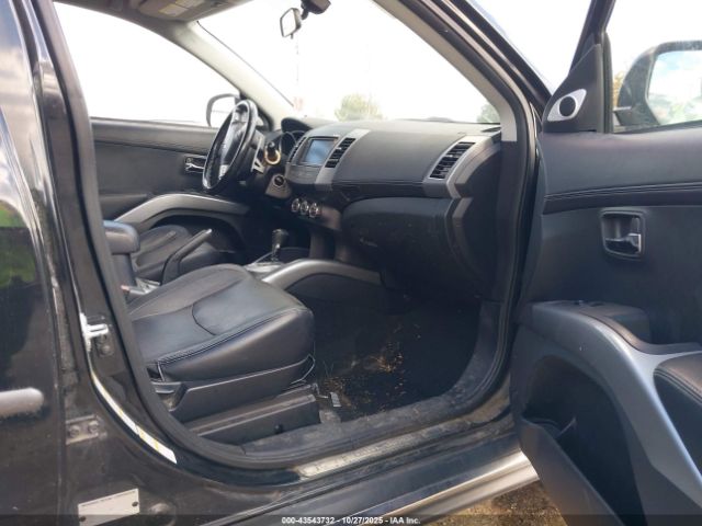 2010 MITSUBISHI OUTLANDER JA4JT5AX4AZ017850 Photo 4