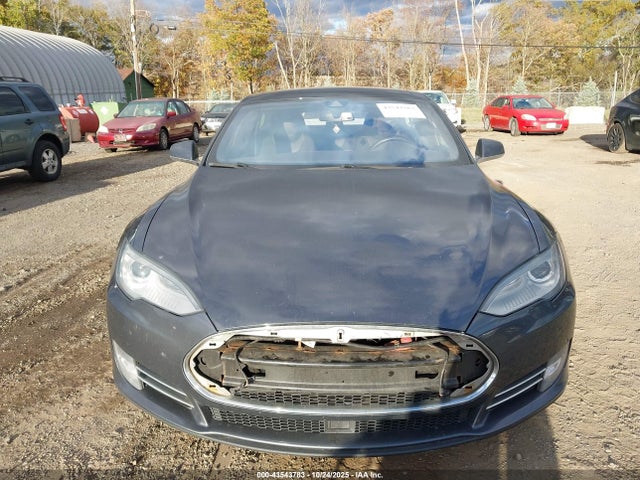 2015 TESLA MODEL S 5YJSA1H21FF083174 Photo 9