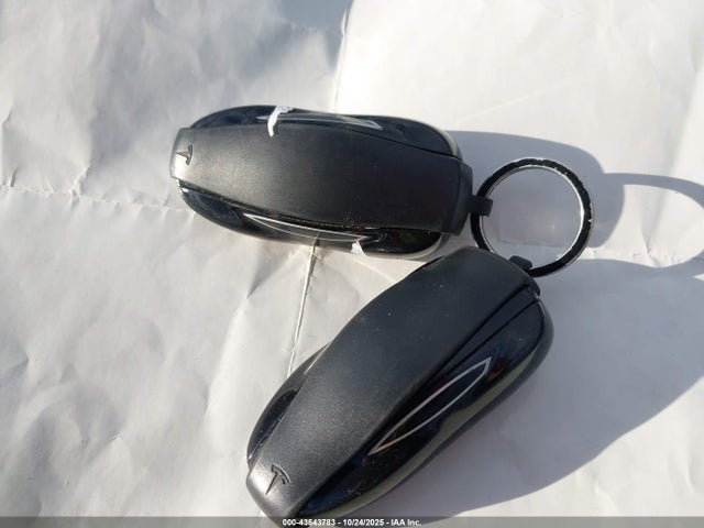 2015 TESLA MODEL S 5YJSA1H21FF083174 Photo 10