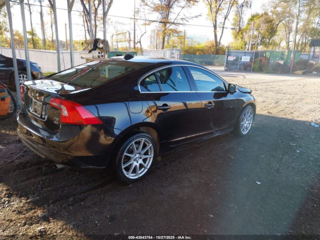 2011 VOLVO S60 YV1902FH0B2000730 Photo 3