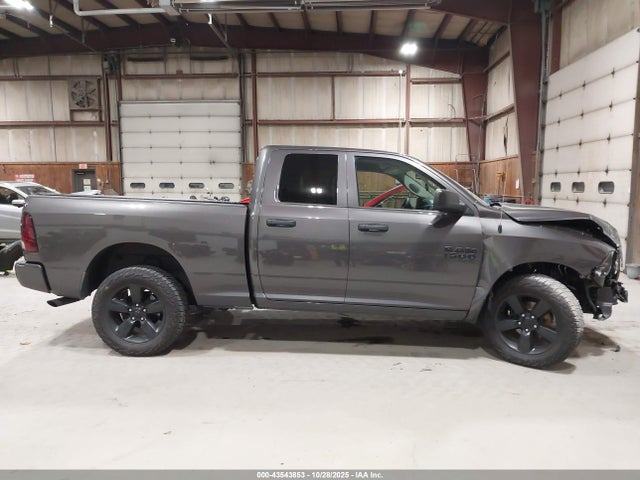 43543853 :رقم المزاد ، 1C6RR7FG8KS544688 vin ، 2019 Ram 1500 Classic Express  4x4 6'4 Box مزاد بيع