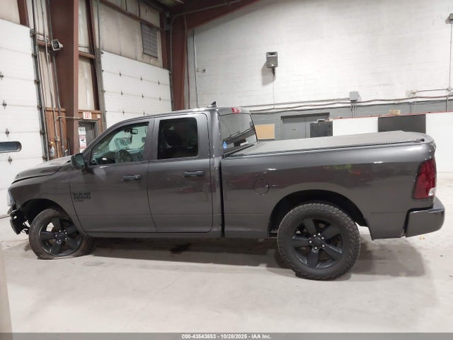 43543853 :رقم المزاد ، 1C6RR7FG8KS544688 vin ، 2019 Ram 1500 Classic Express  4x4 6'4 Box مزاد بيع