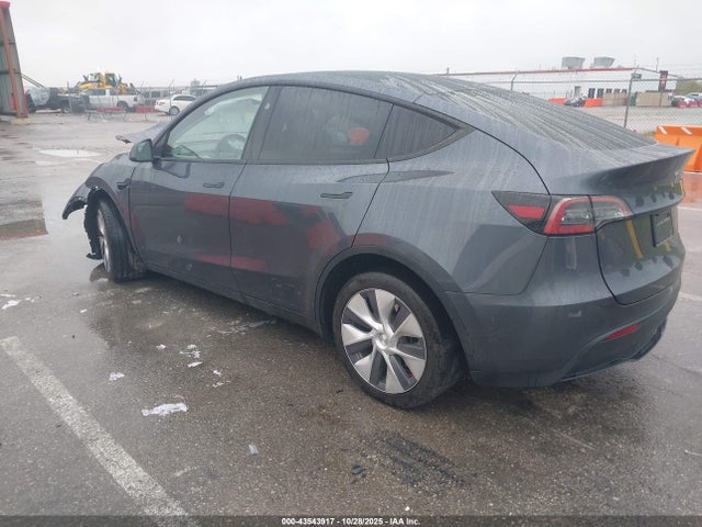 2023 TESLA MODEL Y 7SAYGDEE3PA208685 Photo 2