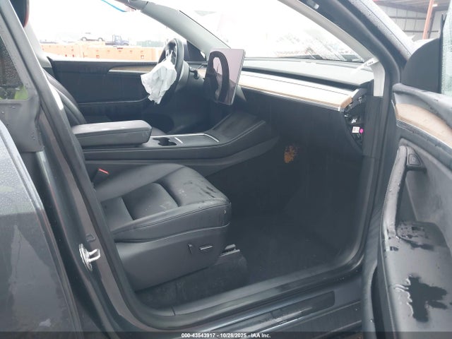 2023 TESLA MODEL Y 7SAYGDEE3PA208685 Photo 4