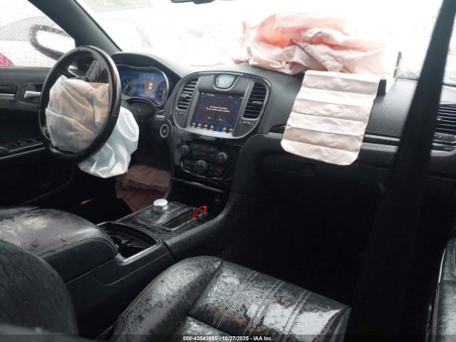 2021 CHRYSLER 300 2C3CCABG4MH525718 Photo 4