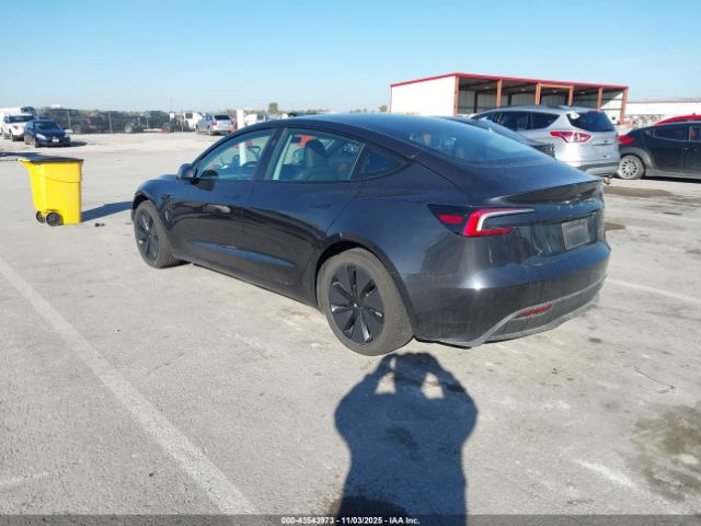 2025 TESLA MODEL 3 5YJ3E1EB0SF952001 Photo 2