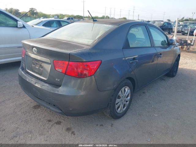 2013 KIA FORTE KNAFU4A22D5683881 Photo 3