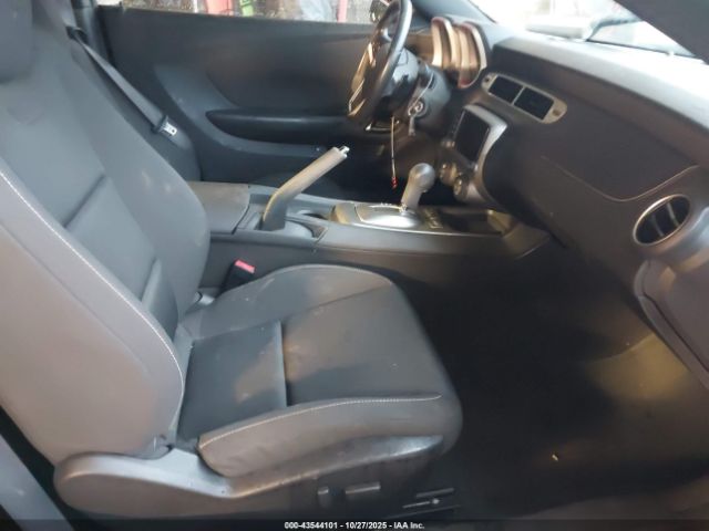 2015 CHEVROLET CAMARO 2G1FD1E3XF9301101 Photo 4