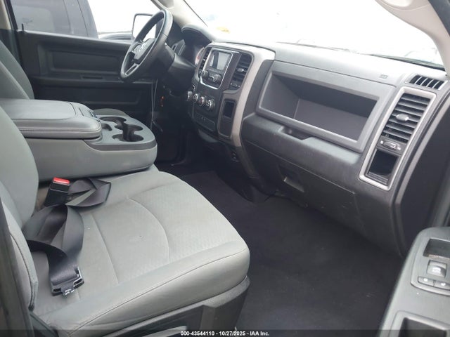 2018 Ram 1500 Tradesman  4x2 6'4 Box მანქანა იყიდება აუქციონზე, vin: 1C6RR6FG3JS262046, აუქციონის ნომერი: 43544110