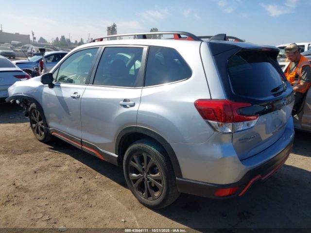 2024 SUBARU FORESTER JF2SKAGC9RH413883 Photo 2