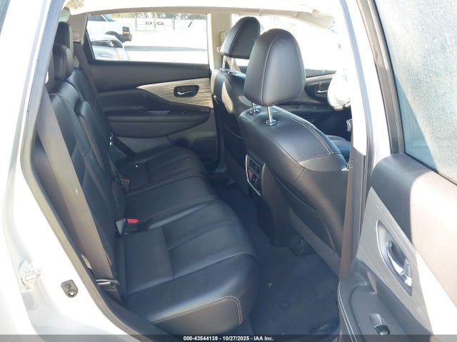 5N1AZ2MH2HN165208 Nissan MURANO SL